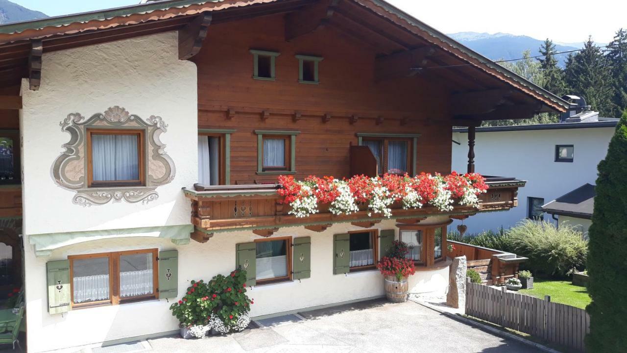Gaestehaus Christoph Ried im Zillertal Exteriér fotografie
